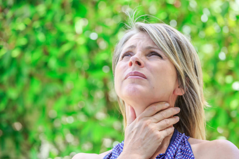 woman-checking-tonsils